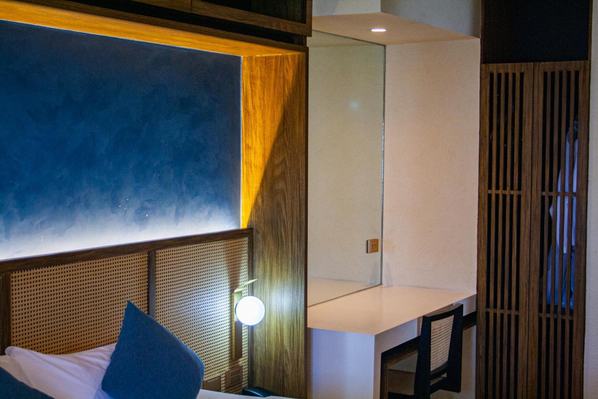 Elijah Hotel Dasmarinas Eksteriør bilde