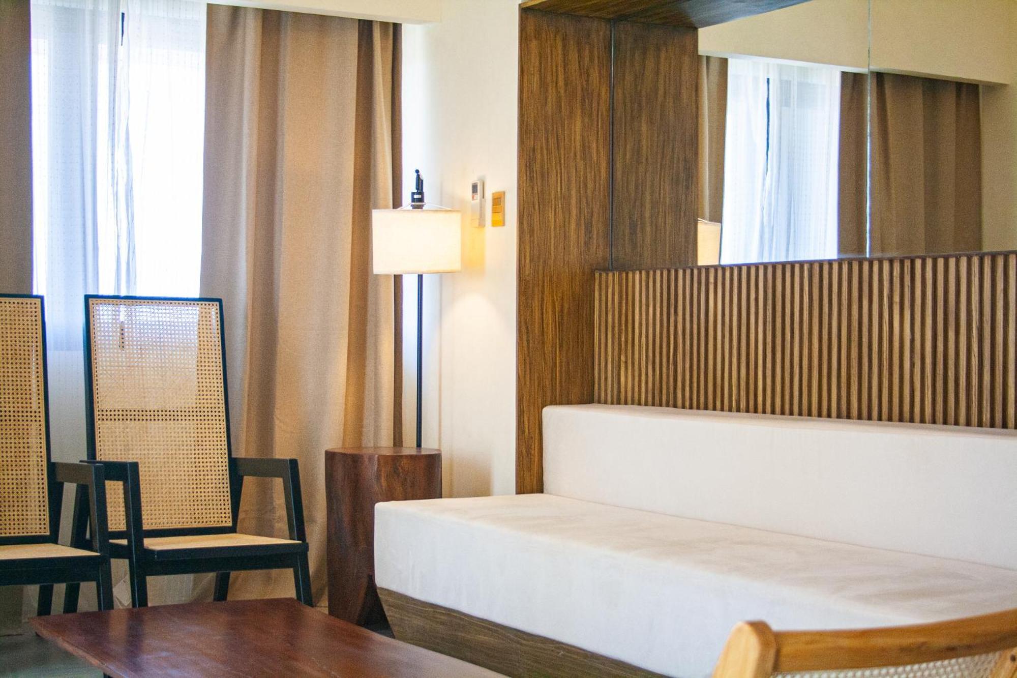 Elijah Hotel Dasmarinas Eksteriør bilde