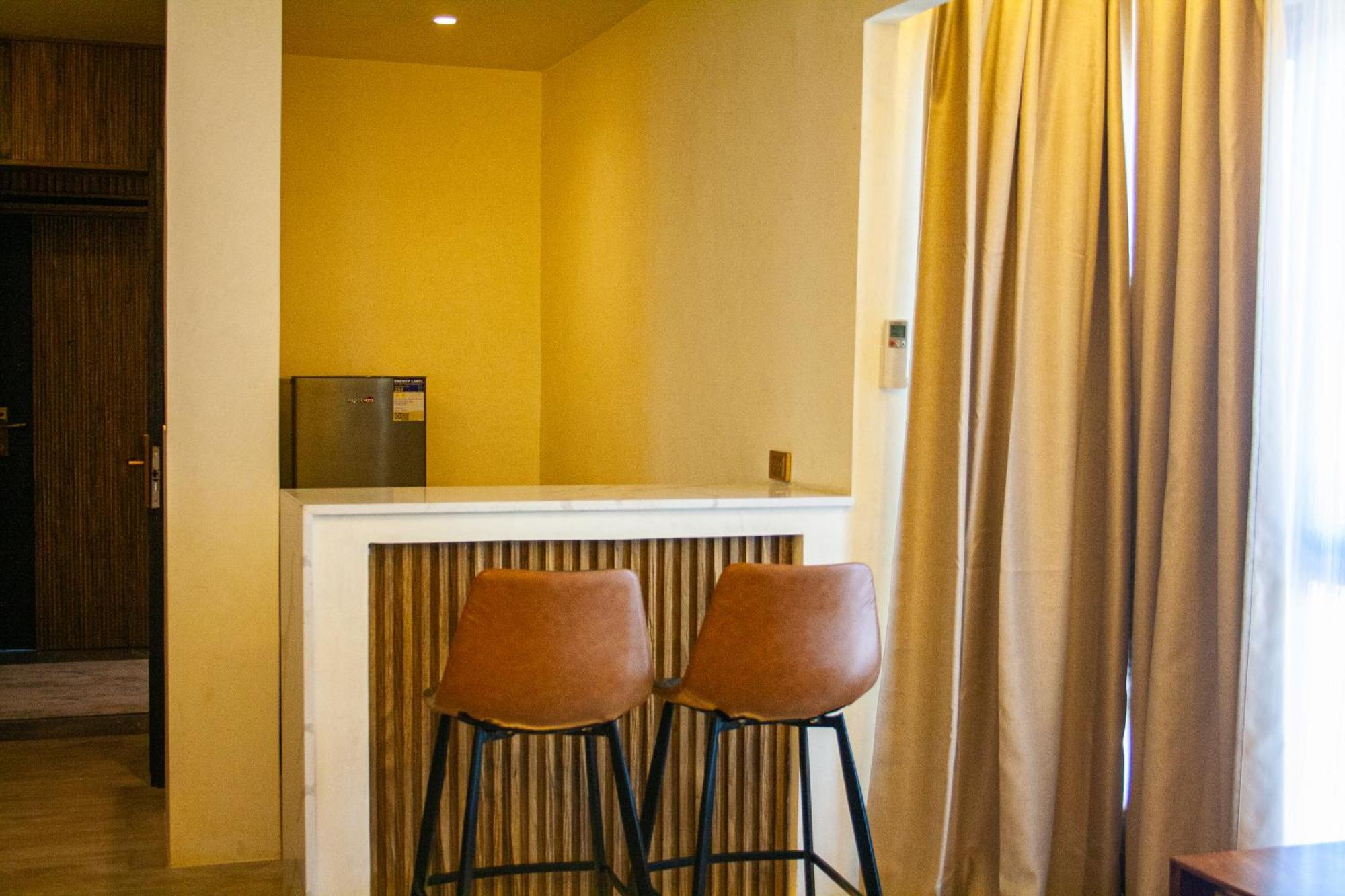 Elijah Hotel Dasmarinas Eksteriør bilde