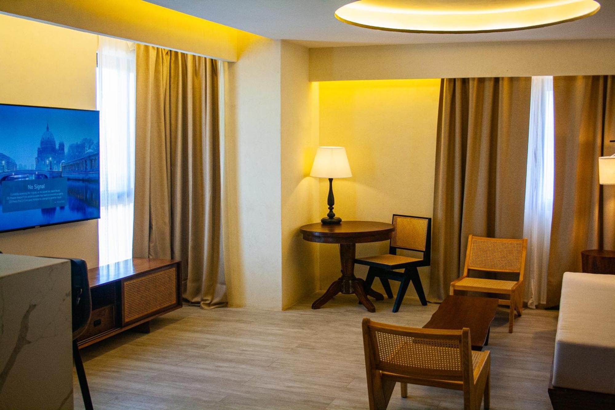 Elijah Hotel Dasmarinas Eksteriør bilde