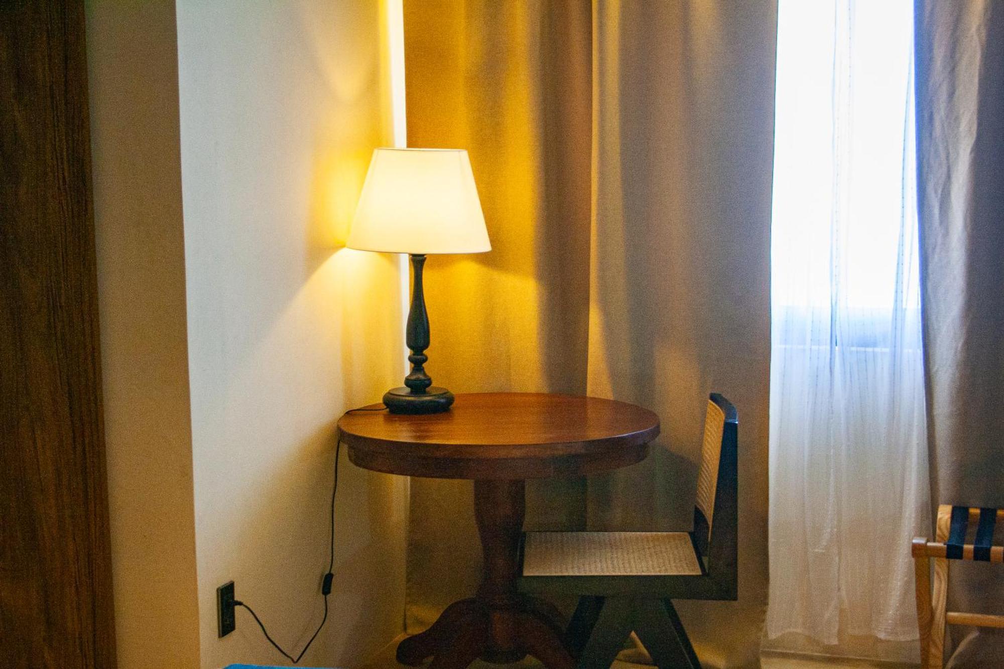 Elijah Hotel Dasmarinas Eksteriør bilde